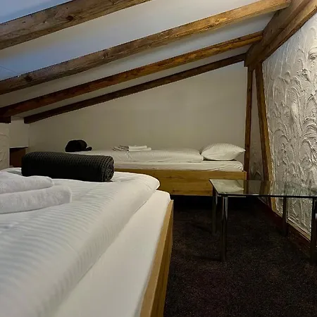 Lovely 3-bedroom Unit With Eiger View