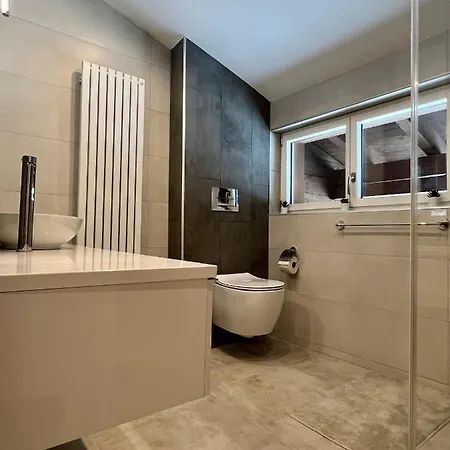 Lovely 3-bedroom Unit With Eiger View Appartamento *